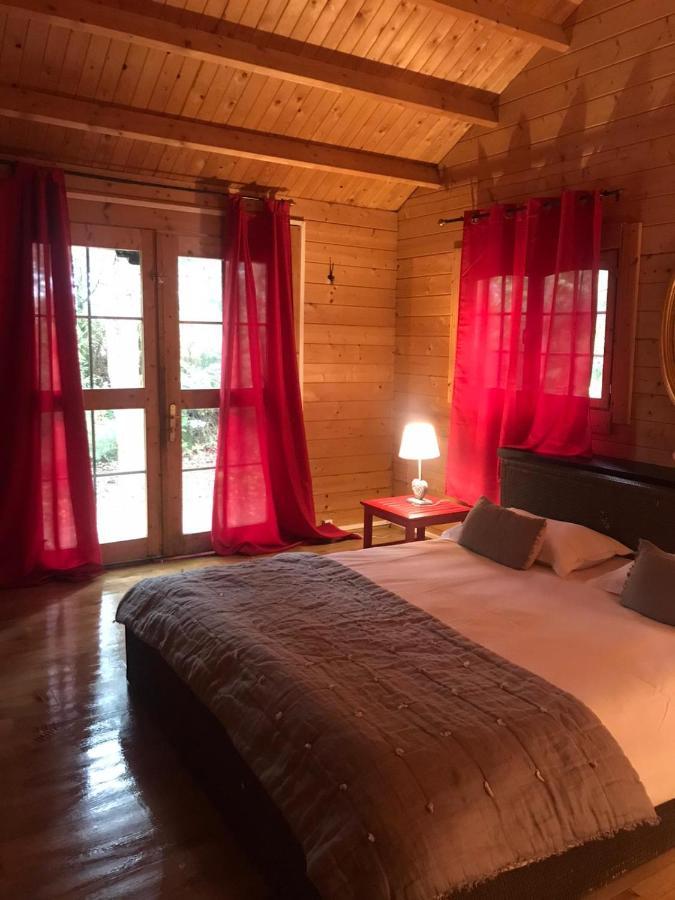 Le Domaine De Barbizon Hotel Saint-Martin-en-Biere ภายนอก รูปภาพ