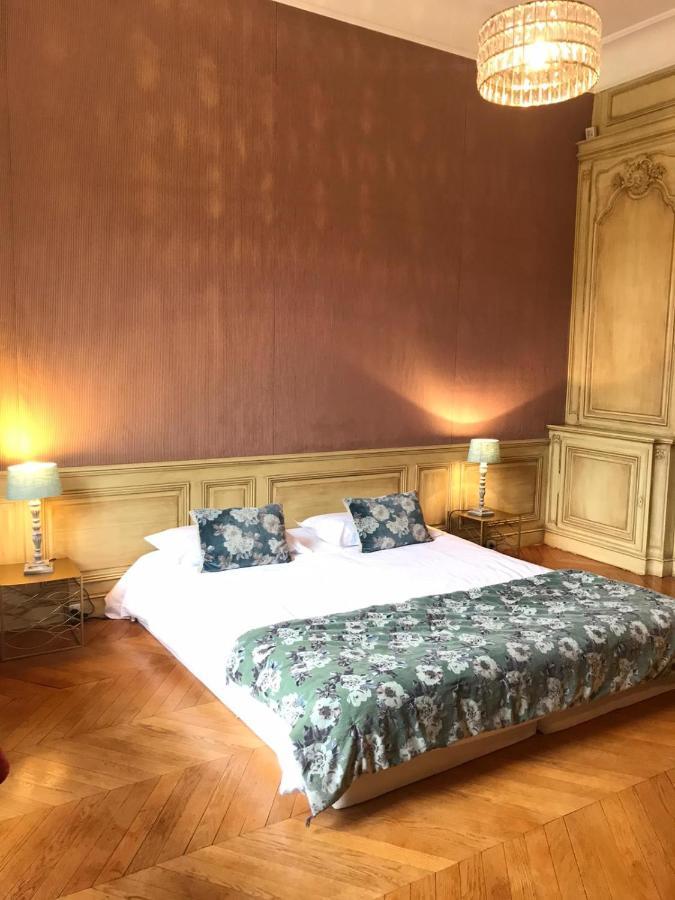Le Domaine De Barbizon Hotel Saint-Martin-en-Biere ภายนอก รูปภาพ