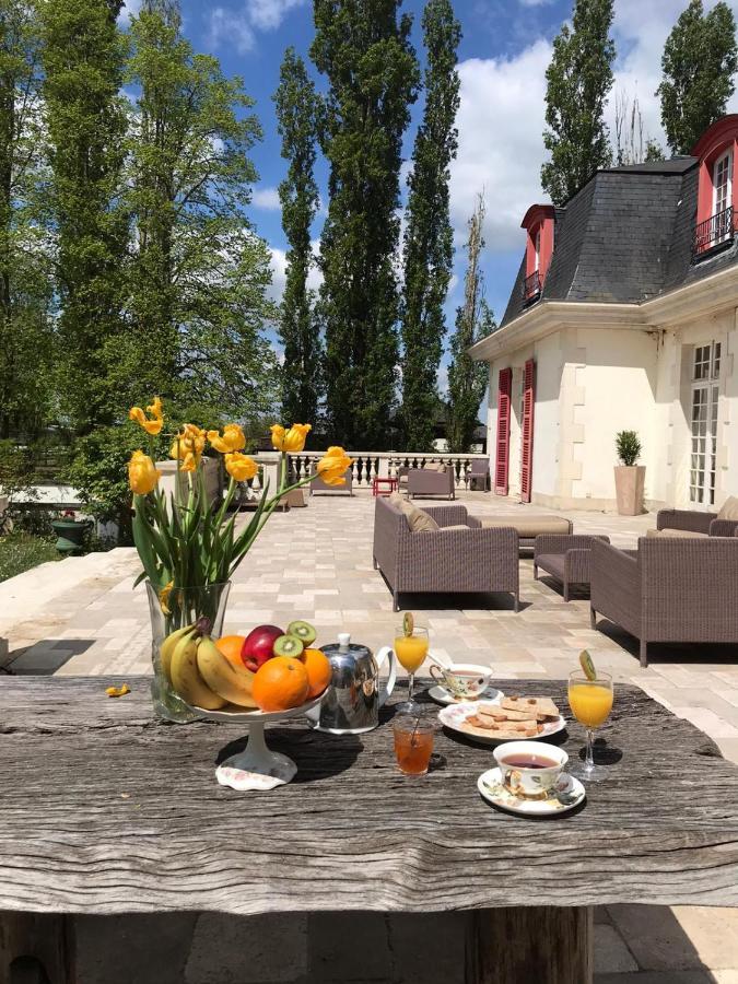 Le Domaine De Barbizon Hotel Saint-Martin-en-Biere ภายนอก รูปภาพ