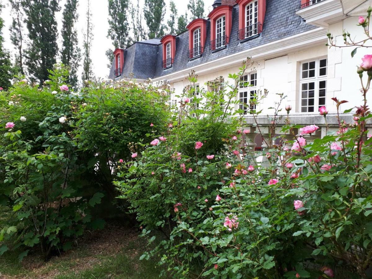 Le Domaine De Barbizon Hotel Saint-Martin-en-Biere ภายนอก รูปภาพ