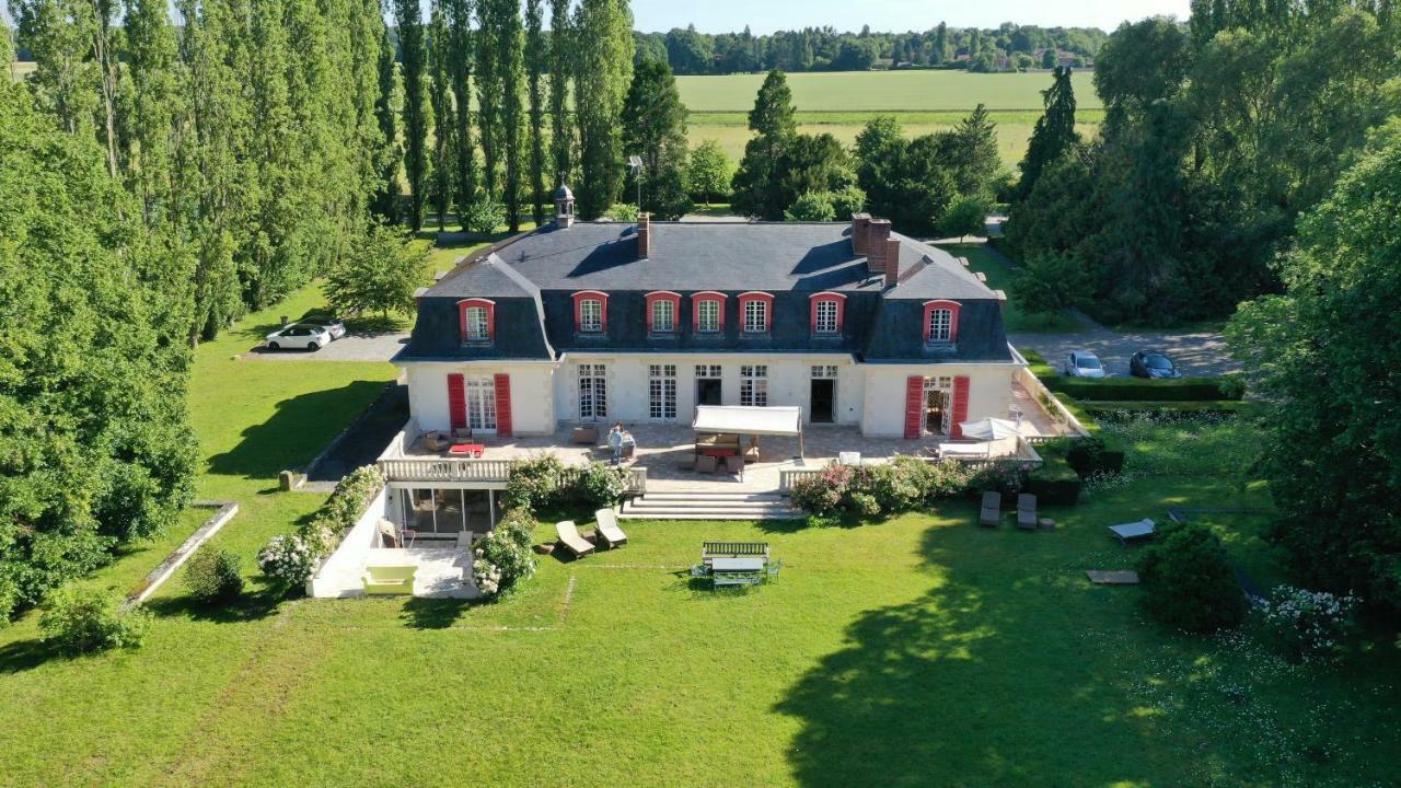 Le Domaine De Barbizon Hotel Saint-Martin-en-Biere ภายนอก รูปภาพ